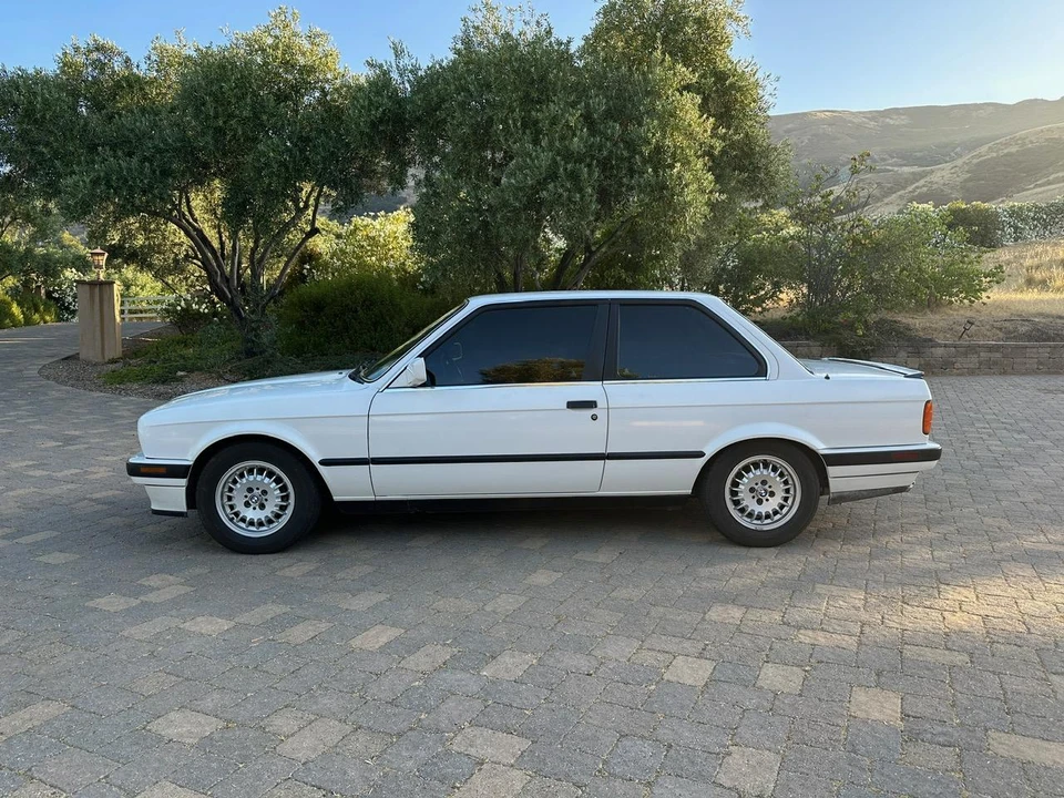 1991 BMW E30 3 Series - Image 4 of 31