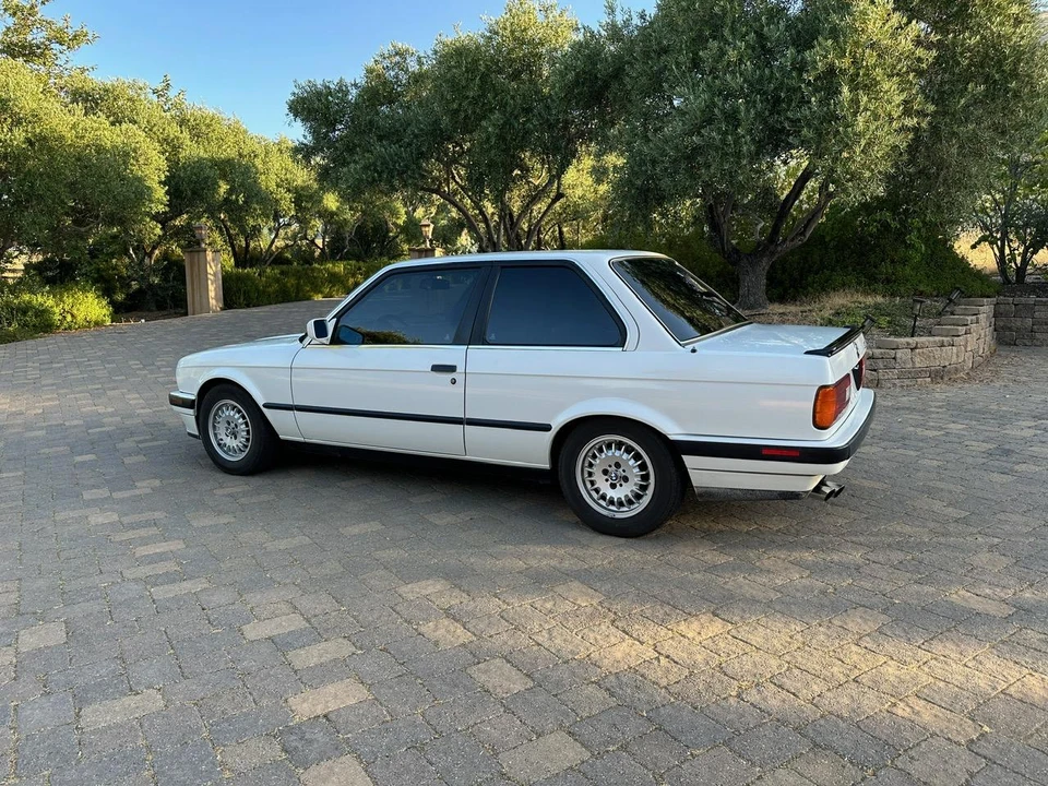 1991 BMW E30 3 Series - Image 5 of 31