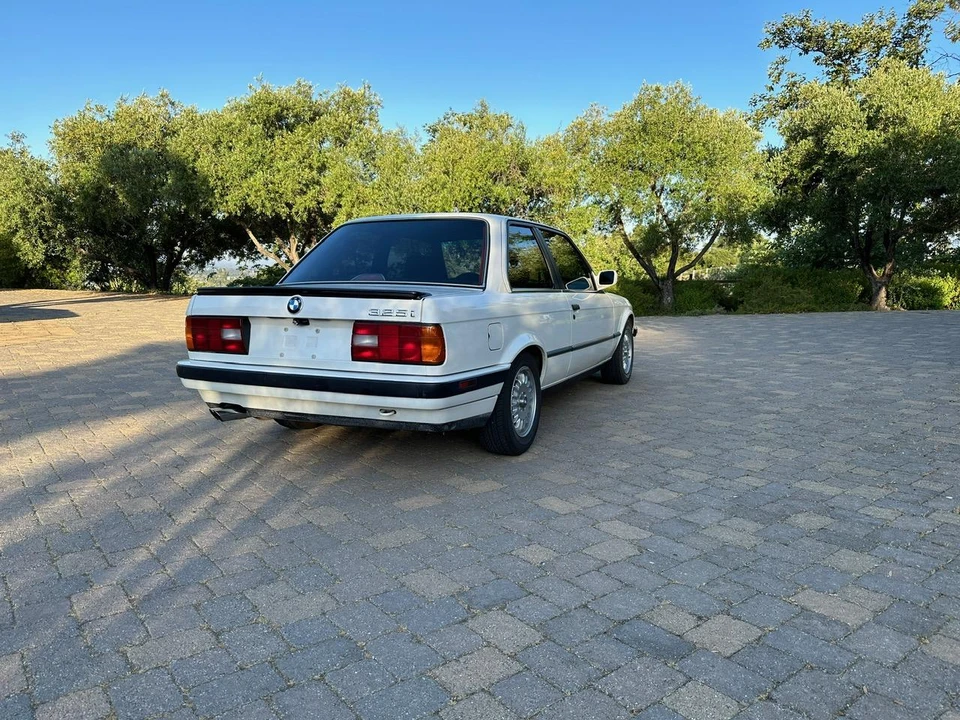 1991 BMW E30 3 Series - Image 8 of 31