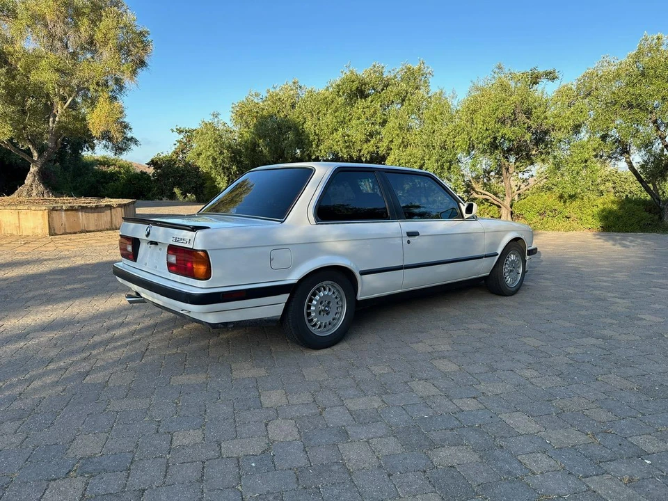 1991 BMW E30 3 Series - Image 9 of 31