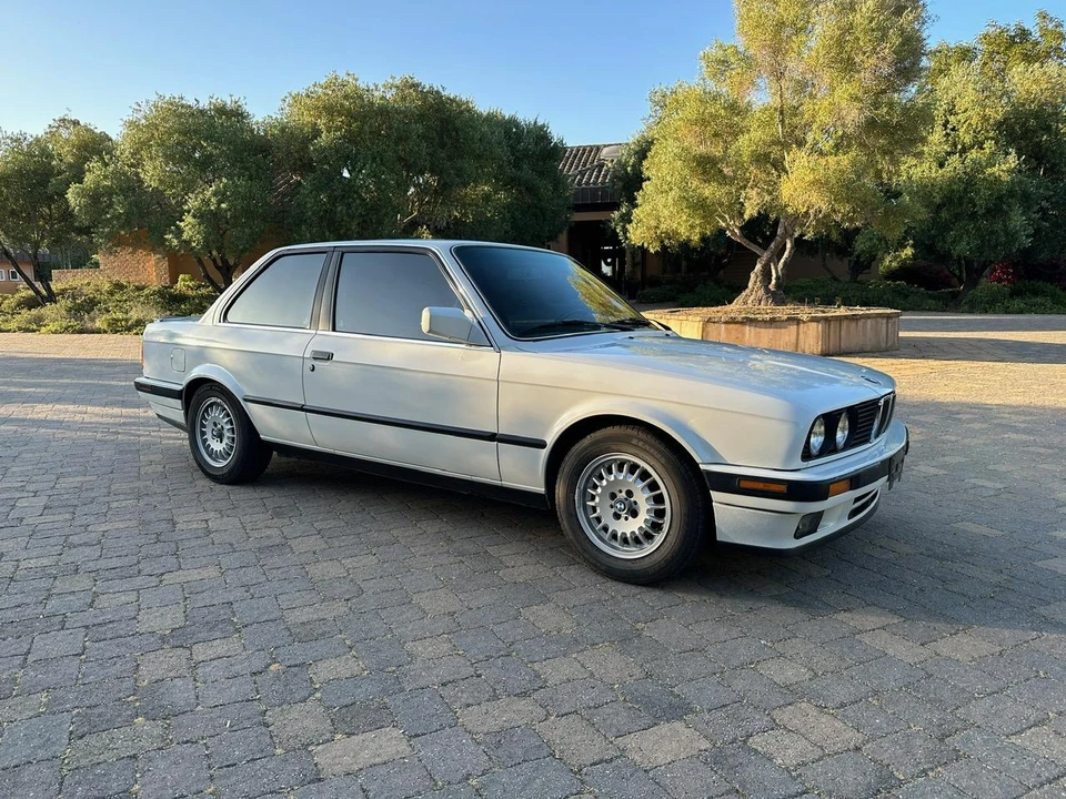 1991 BMW E30 3 Series - Image 11 of 31
