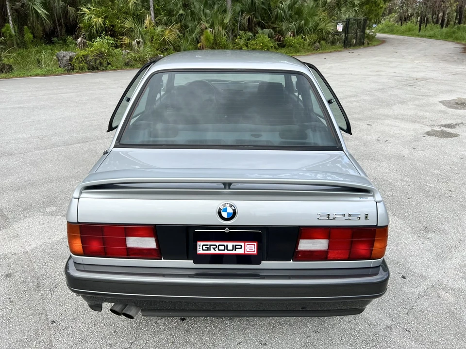1991 BMW E30 3 Series - Image 14 of 31