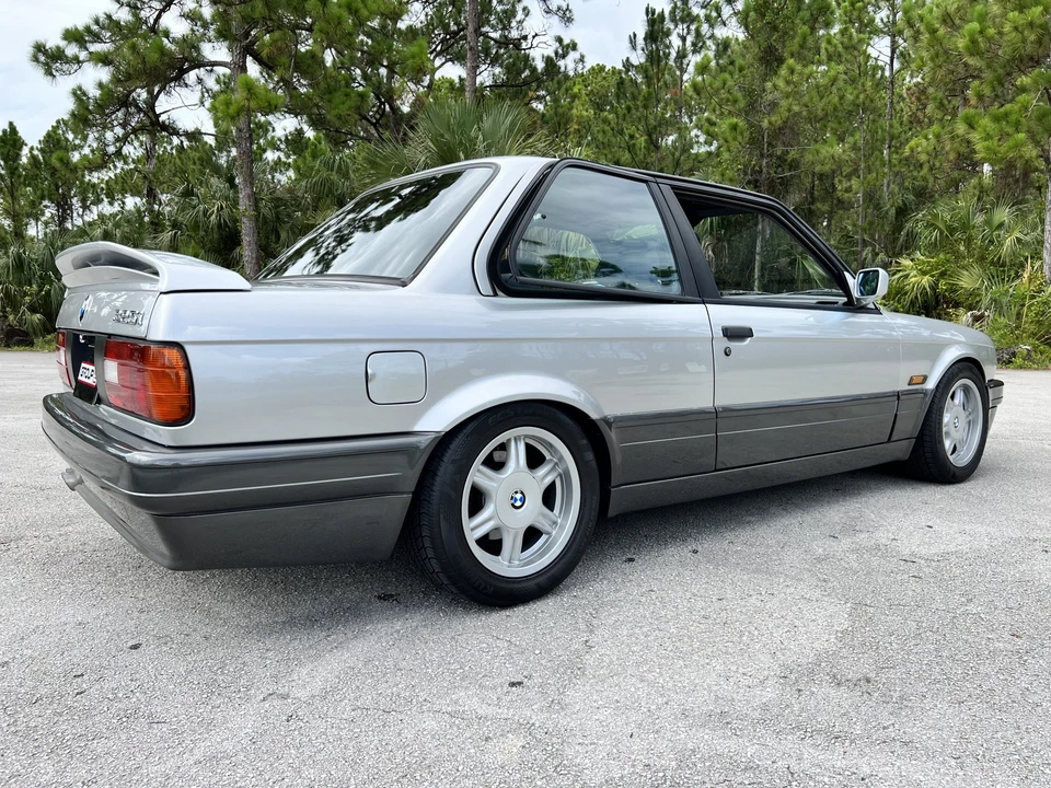 1991 BMW E30 3 Series - Image 16 of 31