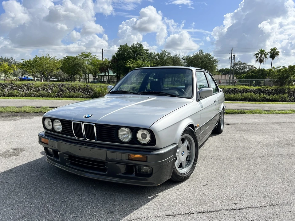 1991 BMW E30 3 Series - Image 3 of 31