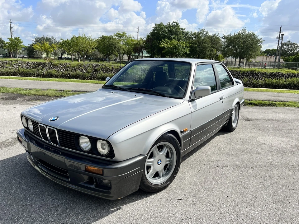 1991 BMW E30 3 Series - Image 4 of 31