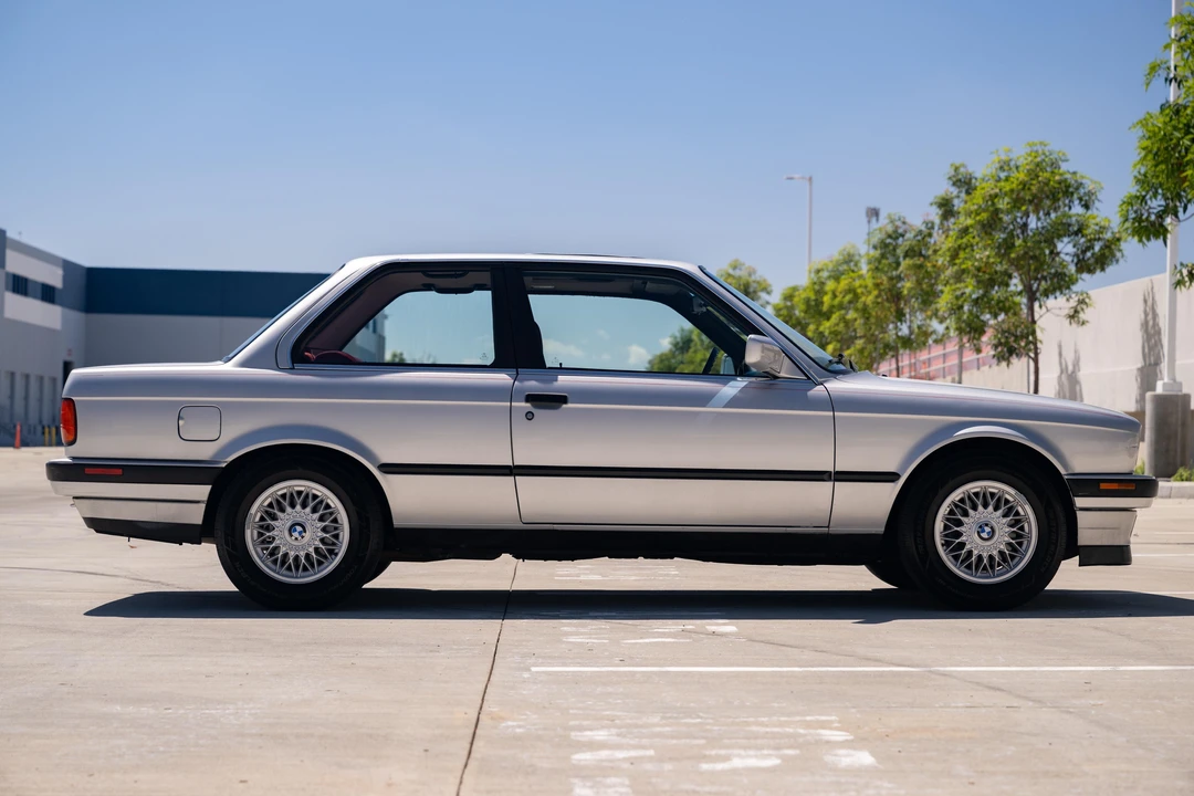1991 BMW E30 3 Series - Image 15 of 31