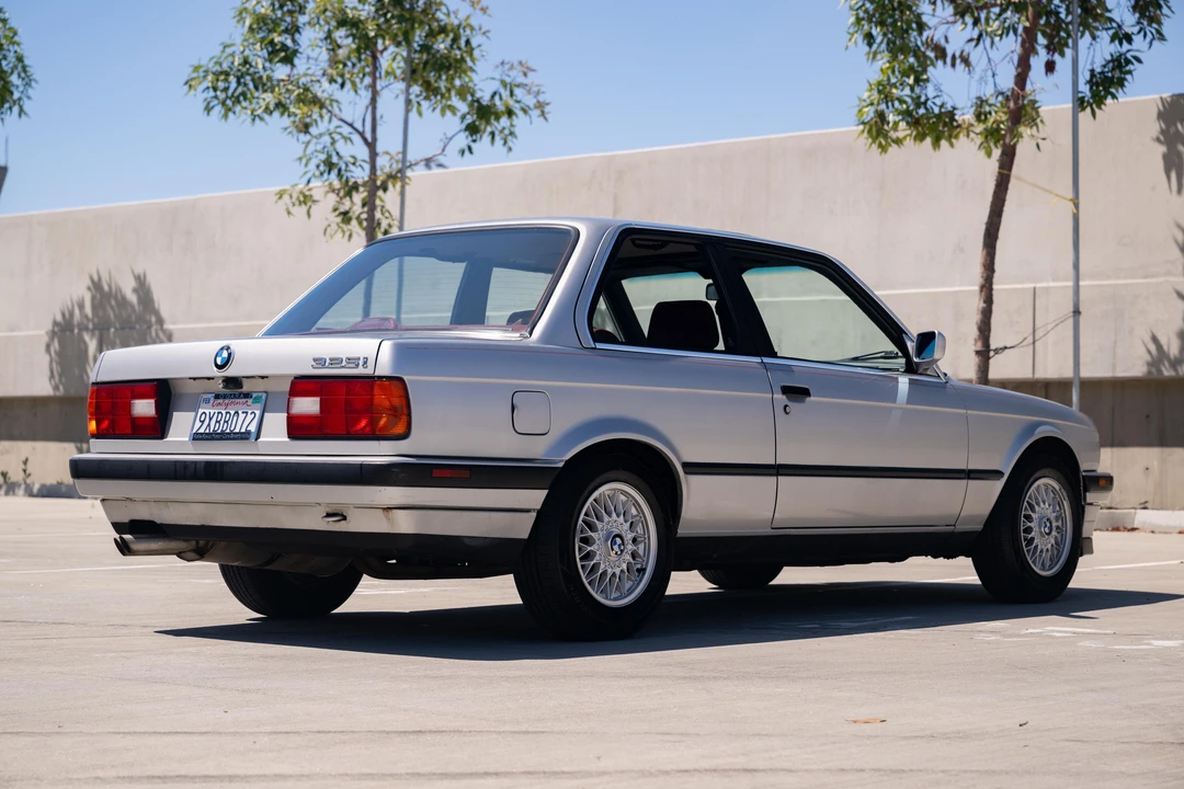 1991 BMW E30 3 Series - Image 14 of 31