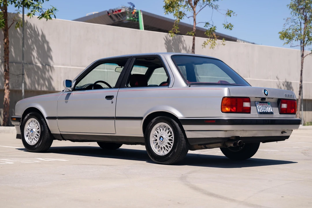 1991 BMW E30 3 Series - Image 4 of 31