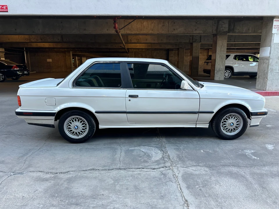 1991 BMW E30 3 Series - Image 11 of 31