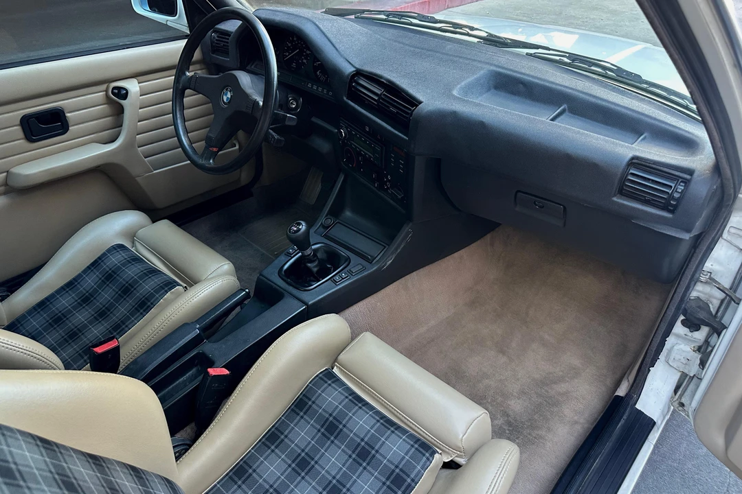 1991 BMW E30 3 Series - Image 24 of 31