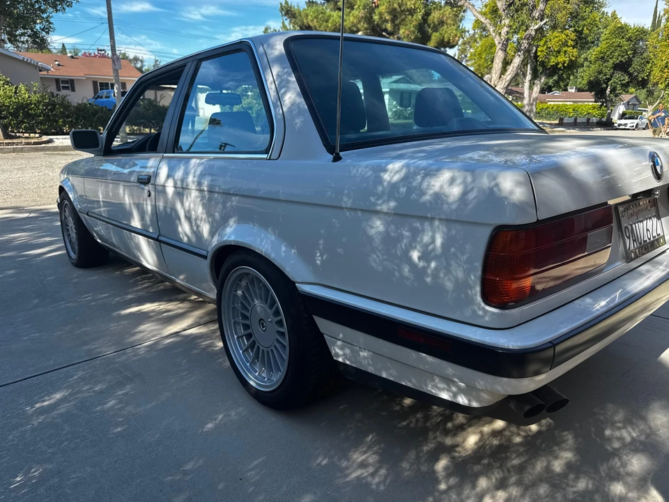 1991 BMW E30 3 Series - Image 5 of 31