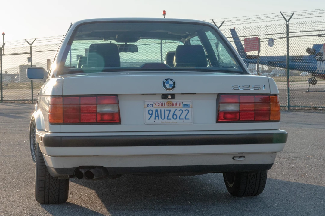 1991 BMW E30 3 Series - Image 6 of 31