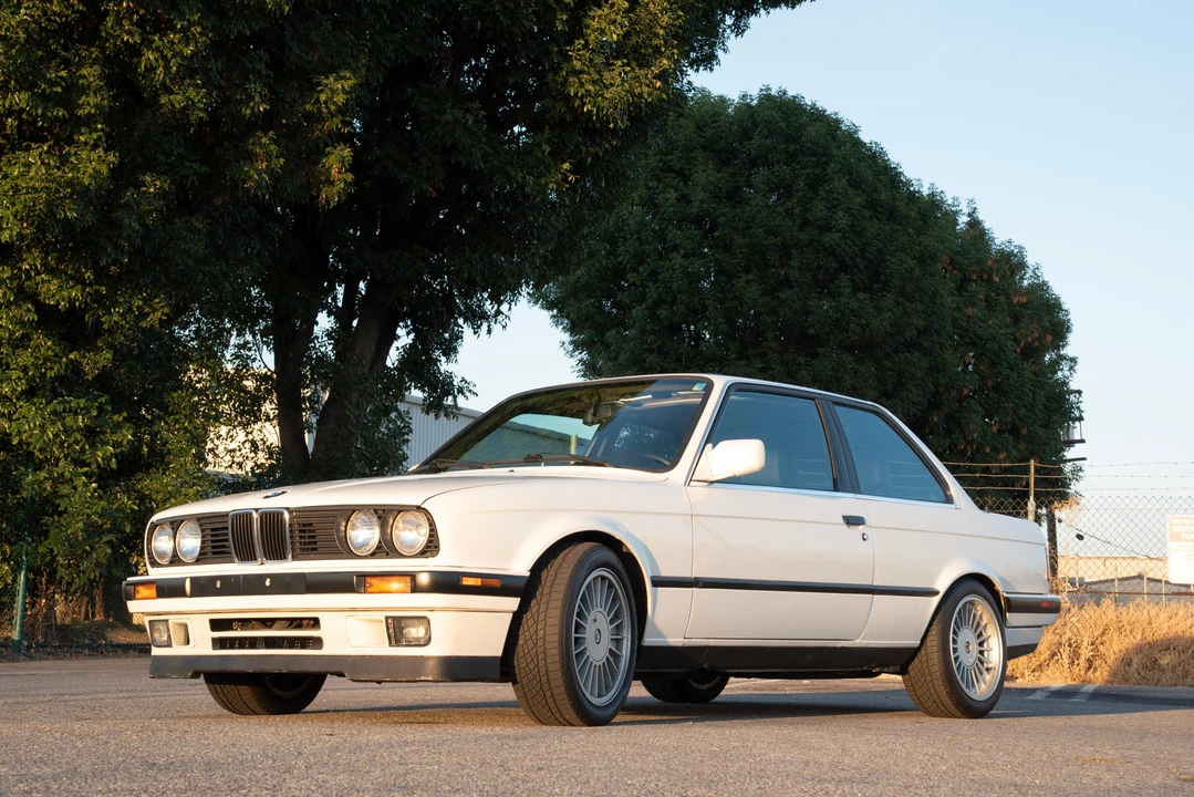 1991 BMW E30 3 Series - Image 8 of 31