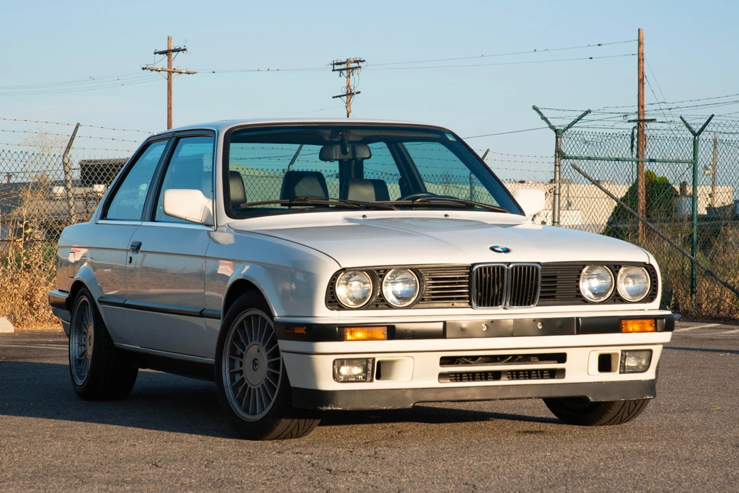 1991 BMW E30 3 Series - Image 13 of 31
