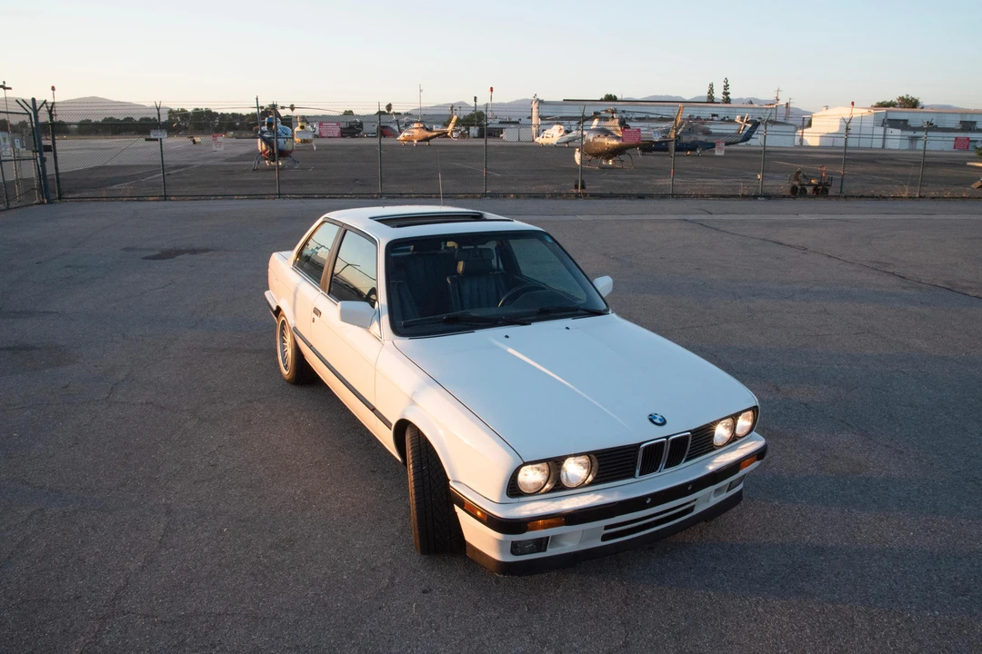 1991 BMW E30 3 Series - Image 11 of 31