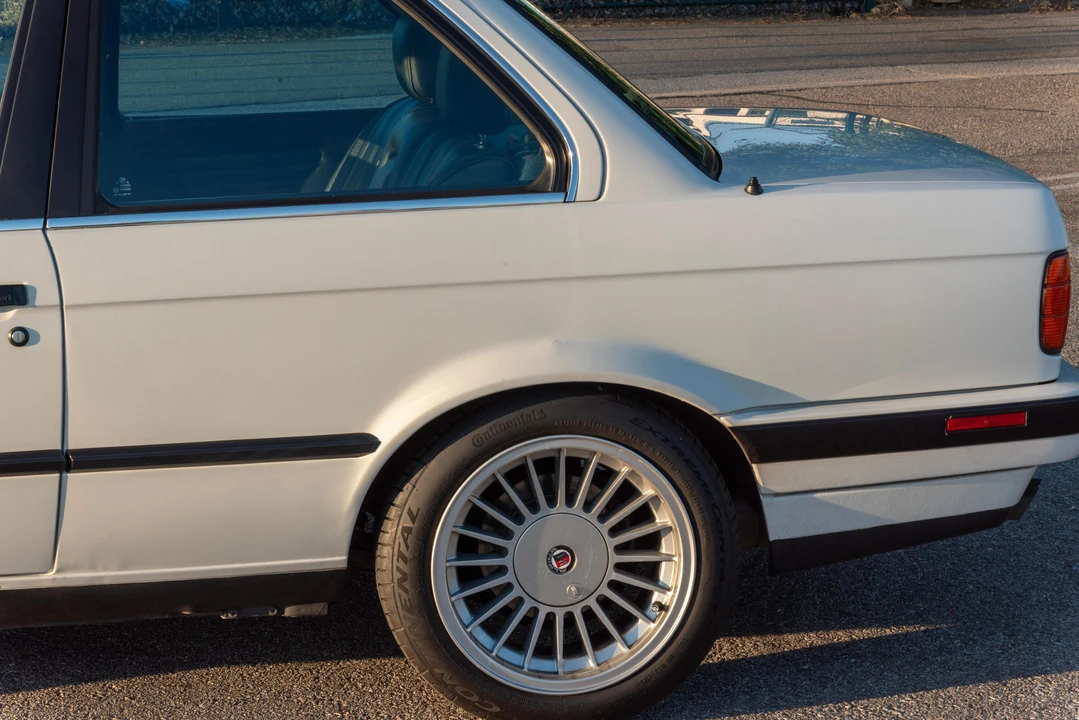 1991 BMW E30 3 Series - Image 26 of 31