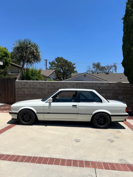 1991 BMW E30 3 Series - Image 9 of 31