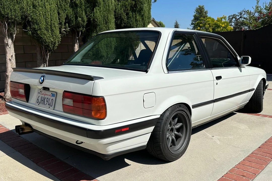 1991 BMW E30 3 Series - Image 4 of 31