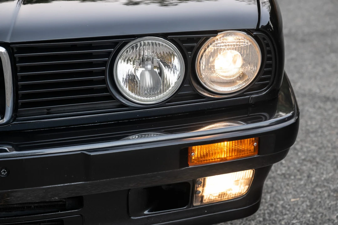 1991 BMW E30 3 Series - Image 14 of 31