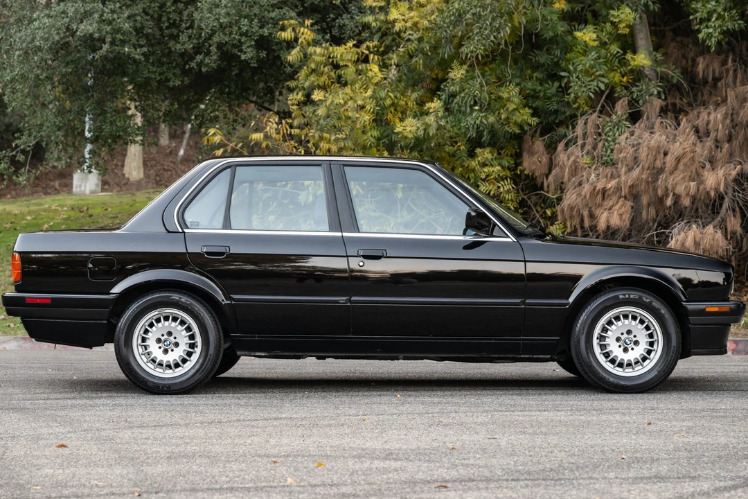 1991 BMW E30 3 Series - Image 7 of 31
