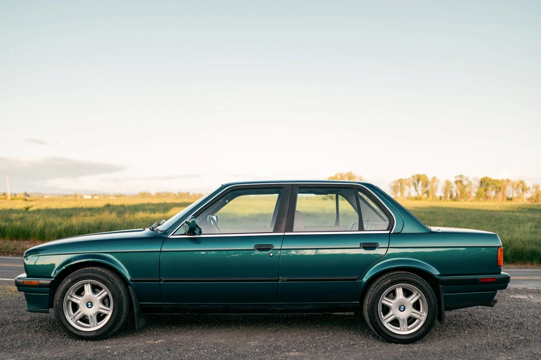 1991 BMW E30 3 Series - Image 10 of 31