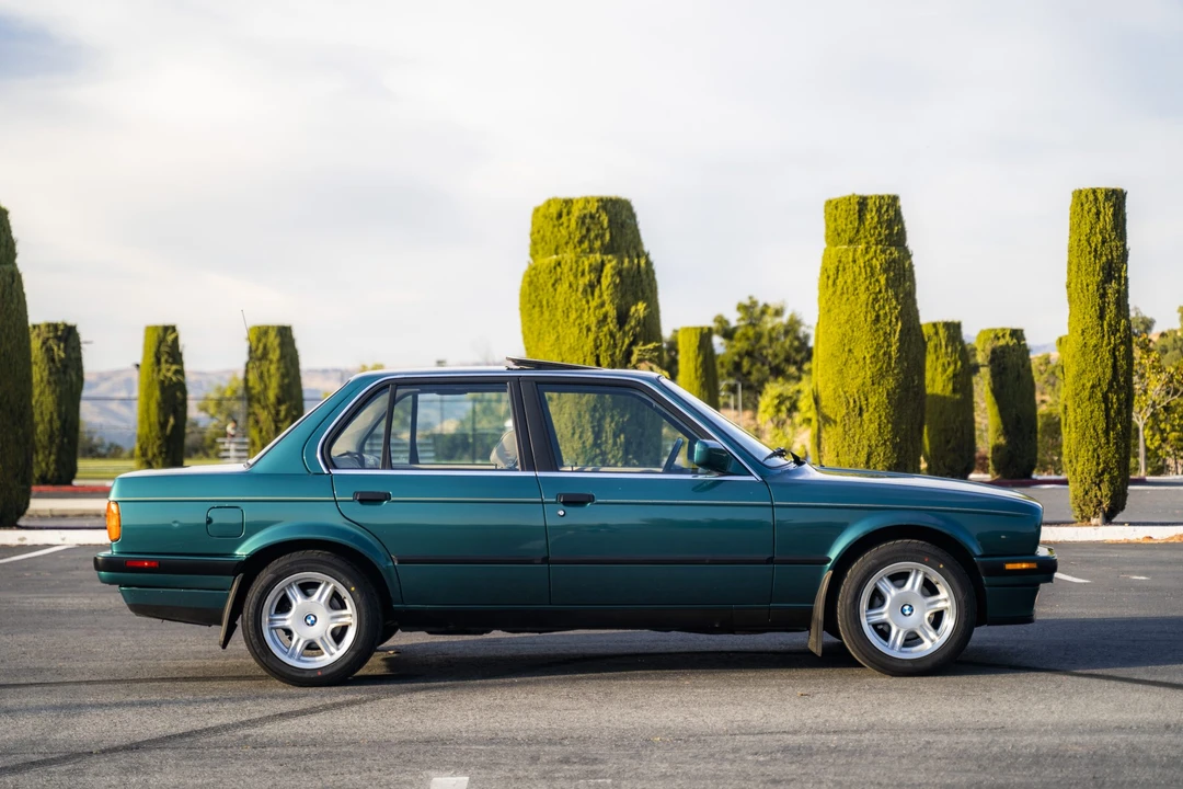 1991 BMW E30 3 Series - Image 15 of 31