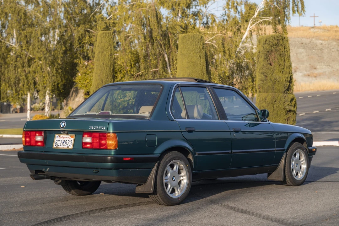 1991 BMW E30 3 Series - Image 13 of 31