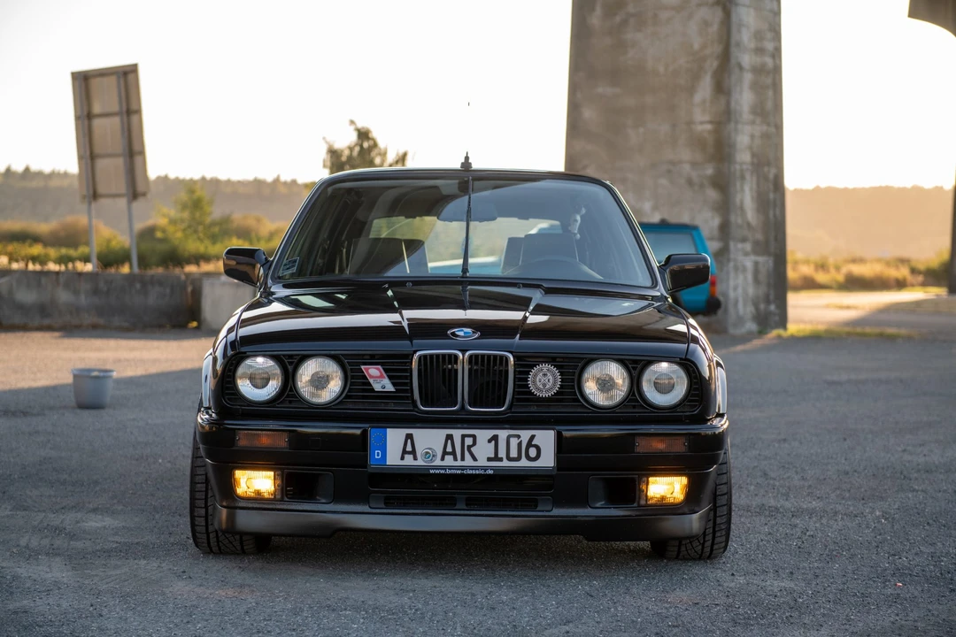 1991 BMW E30 3 Series - Image 3 of 31