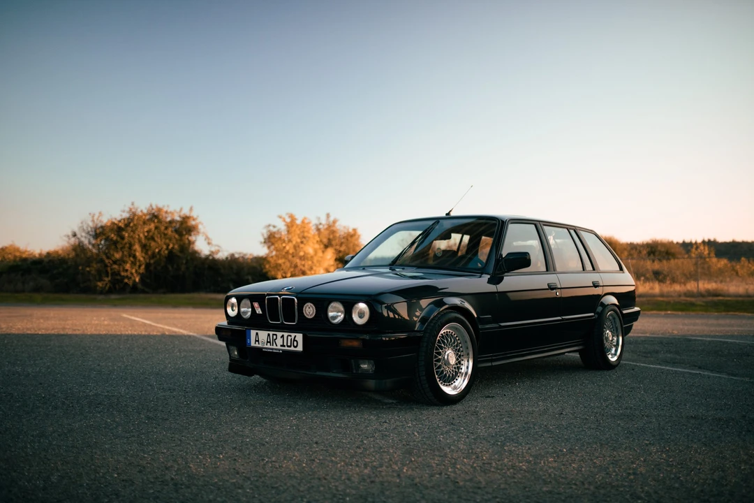 1991 BMW E30 3 Series - Image 8 of 31