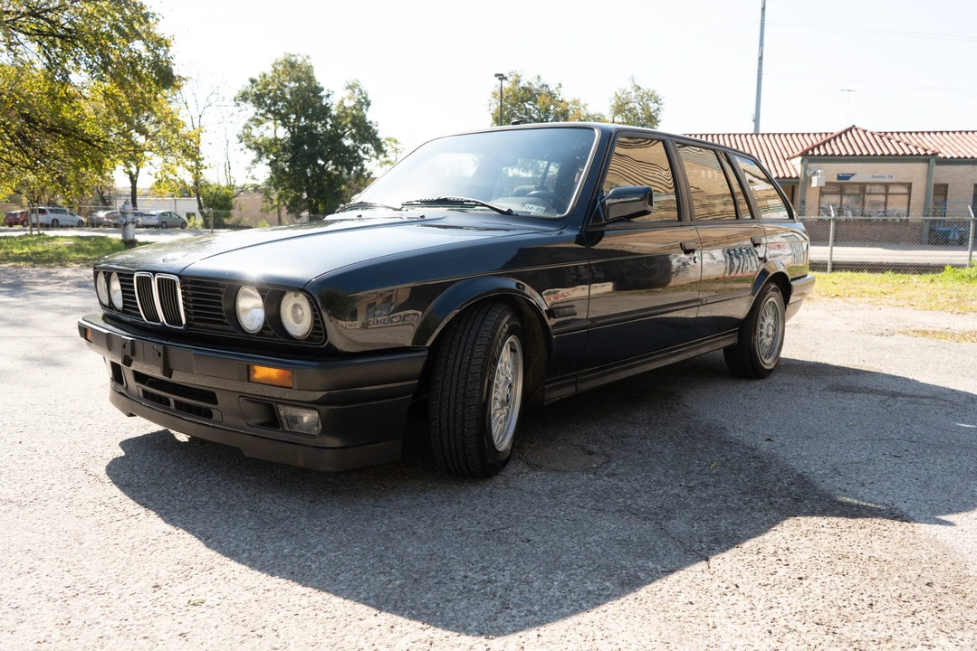 1991 BMW E30 3 Series - Image 3 of 31