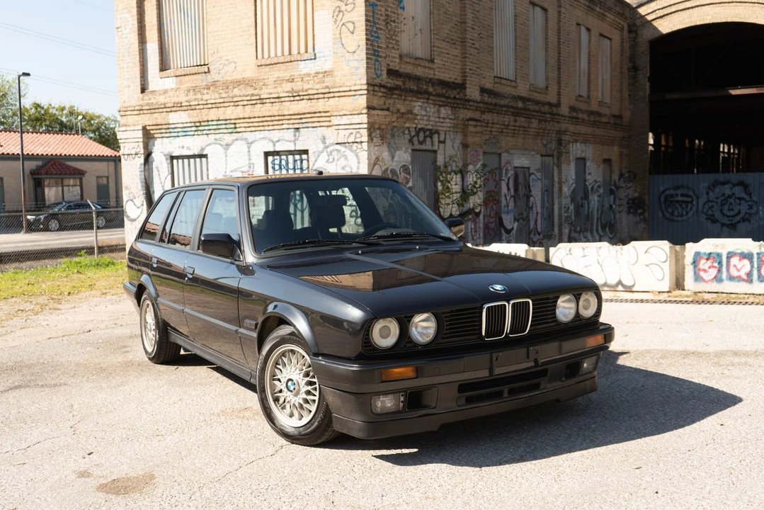 1991 BMW E30 3 Series - Image 8 of 31