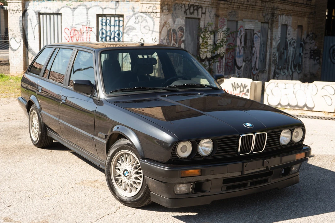 1991 BMW E30 3 Series - Image 11 of 31