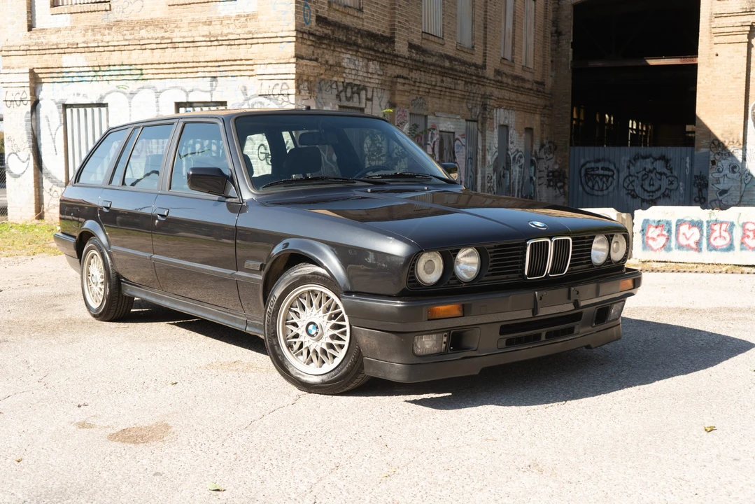 1991 BMW E30 3 Series - Image 14 of 31