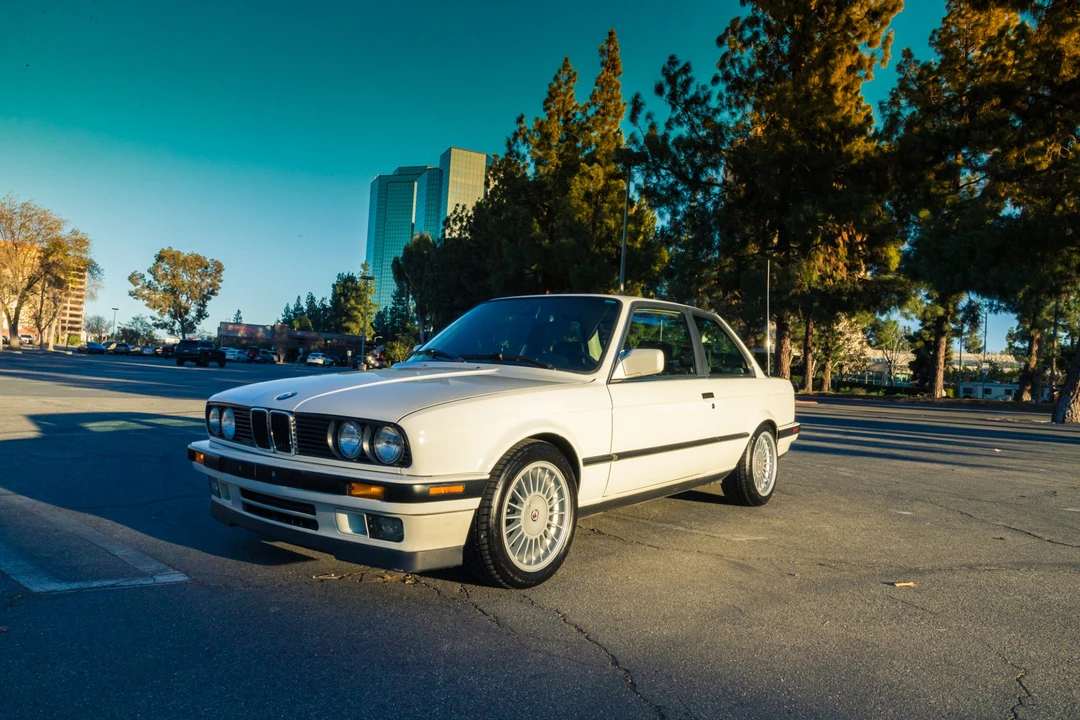 1991 BMW E30 3 Series - Image 3 of 31