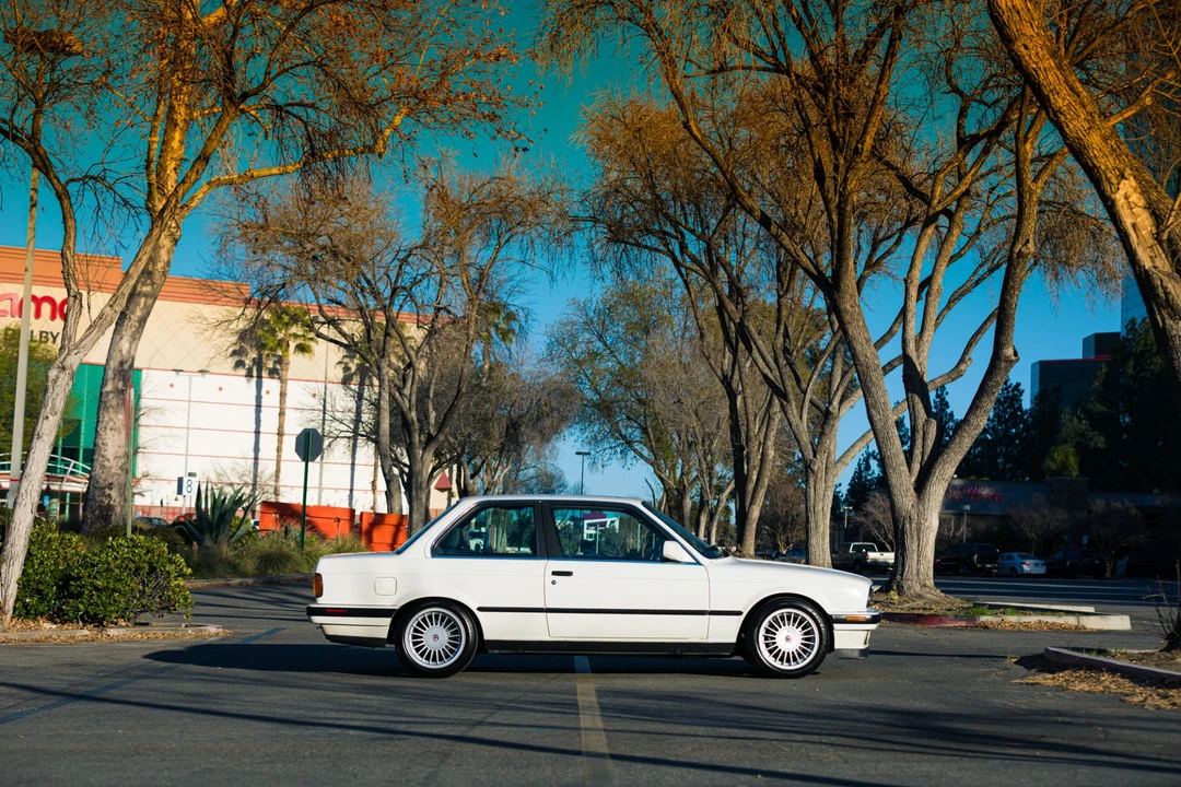 1991 BMW E30 3 Series - Image 20 of 31