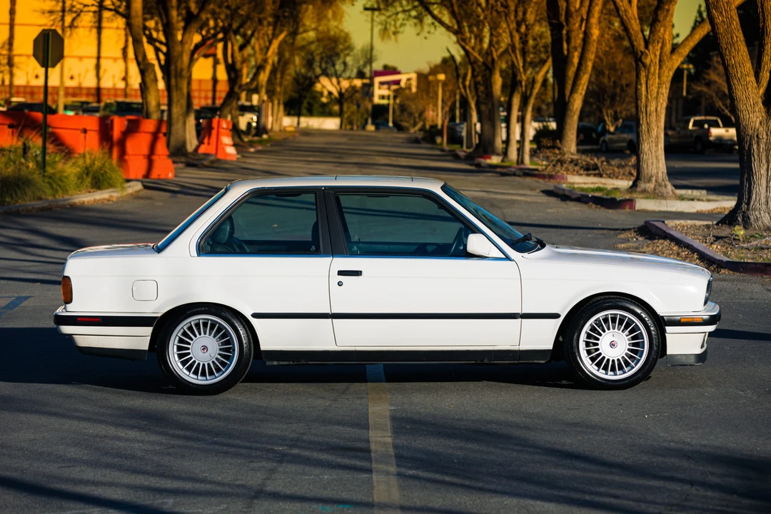 1991 BMW E30 3 Series - Image 23 of 31
