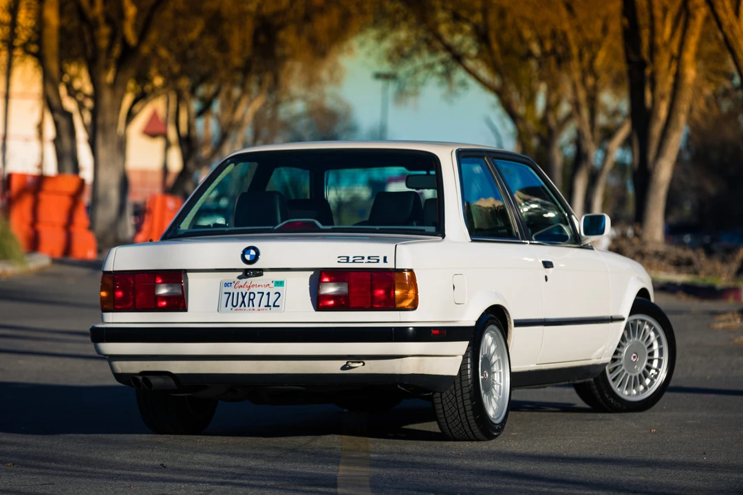 1991 BMW E30 3 Series - Image 17 of 31
