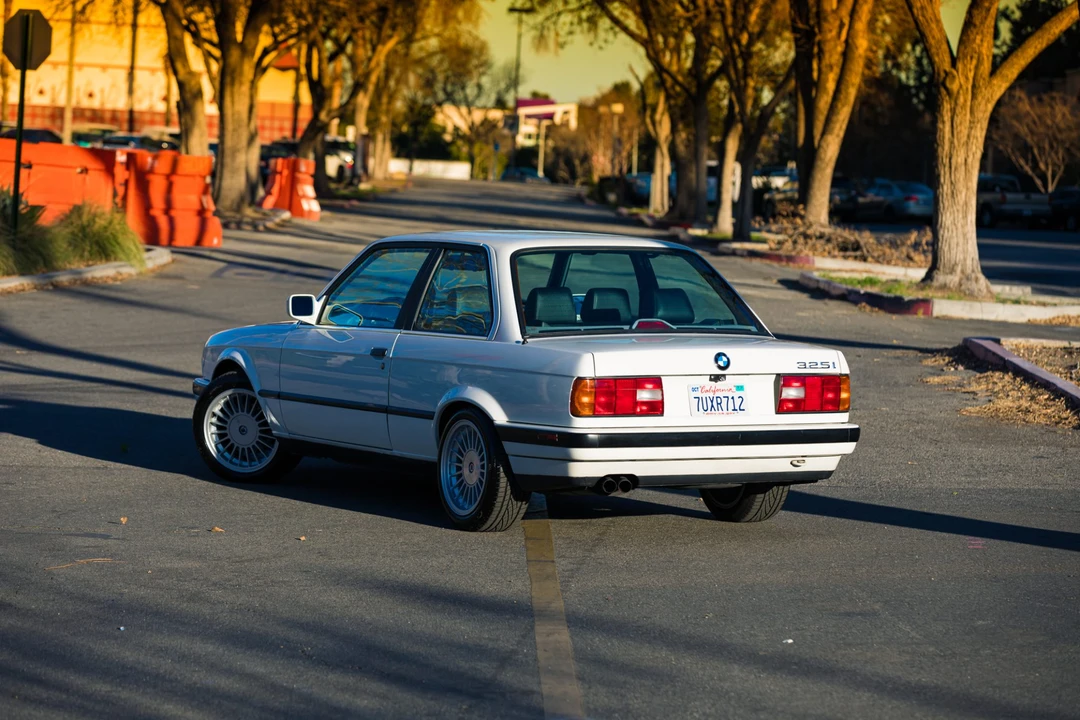 1991 BMW E30 3 Series - Image 13 of 31