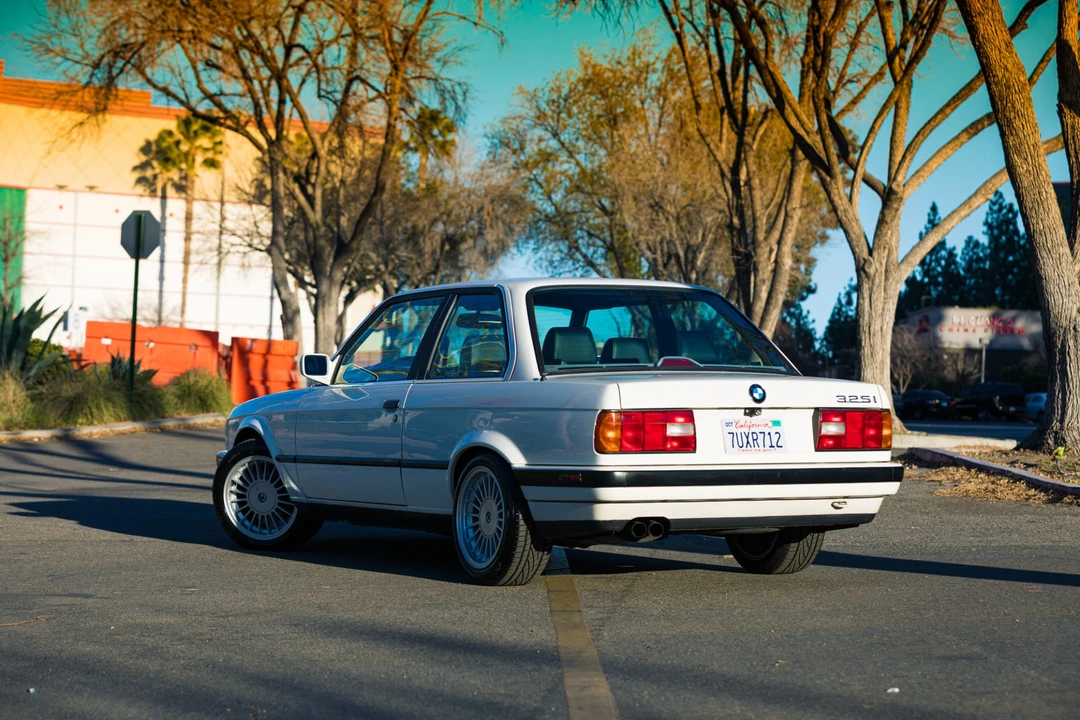 1991 BMW E30 3 Series - Image 14 of 31
