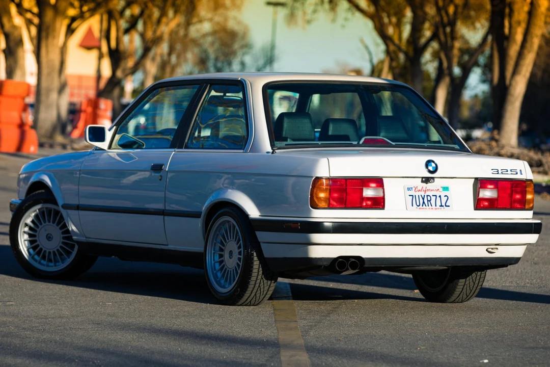 1991 BMW E30 3 Series - Image 16 of 31