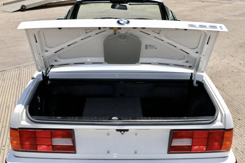 1991 BMW E30 3 Series - Image 18 of 24