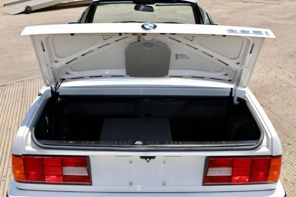 1991 BMW E30 3 Series - Image 12 of 16