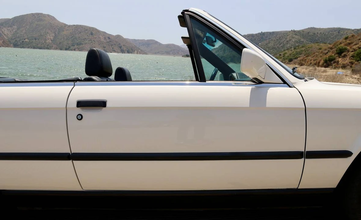 1991 BMW E30 3 Series - Image 16 of 24