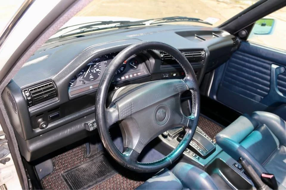 1991 BMW E30 3 Series - Image 8 of 16