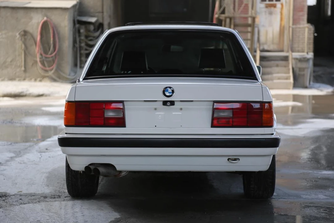 1991 BMW E30 3 Series - Image 17 of 31