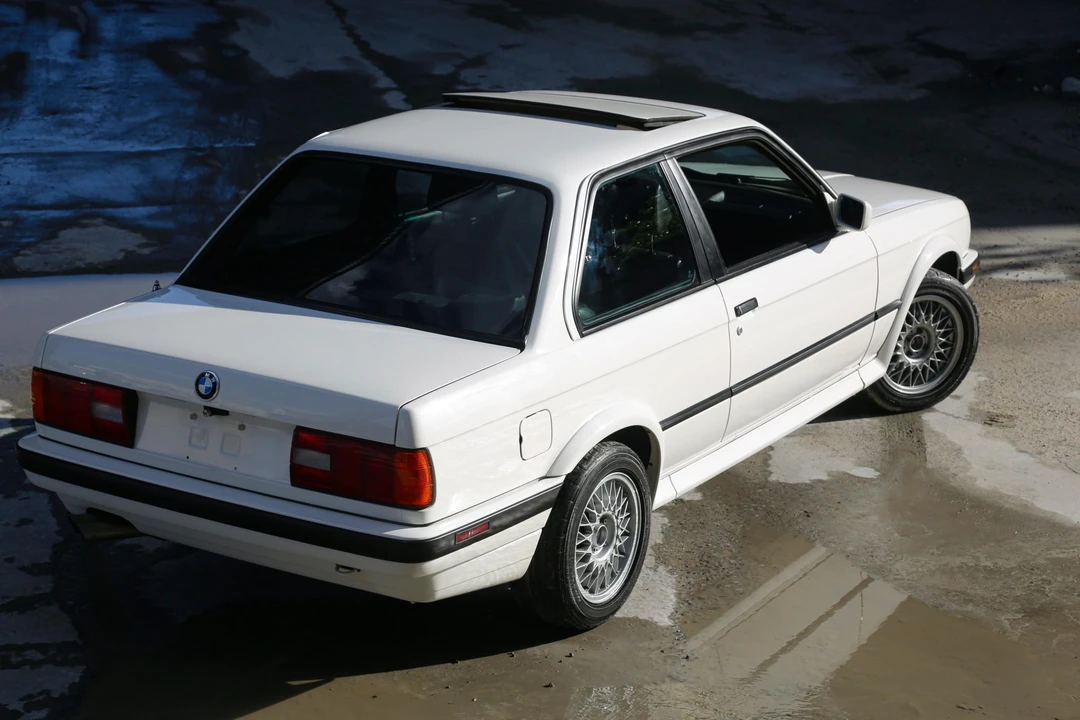 1991 BMW E30 3 Series - Image 21 of 31