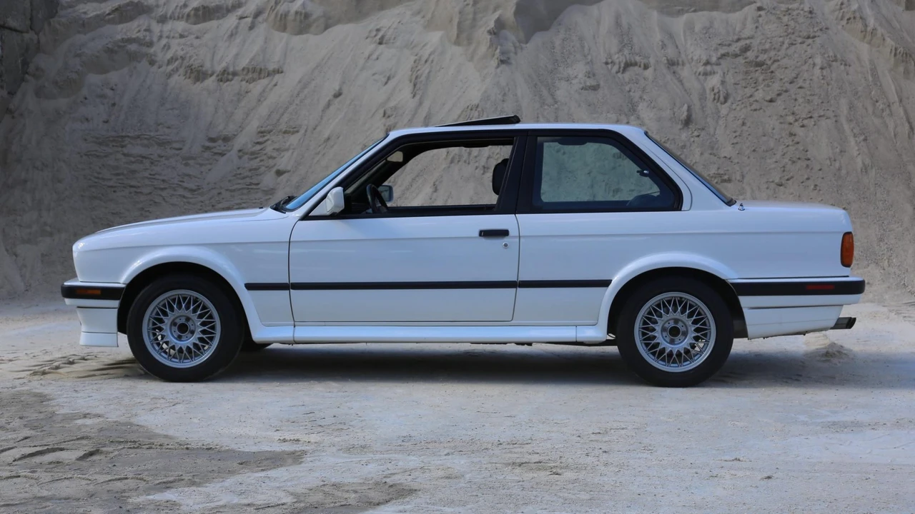 1991 BMW E30 3 Series - Image 11 of 31