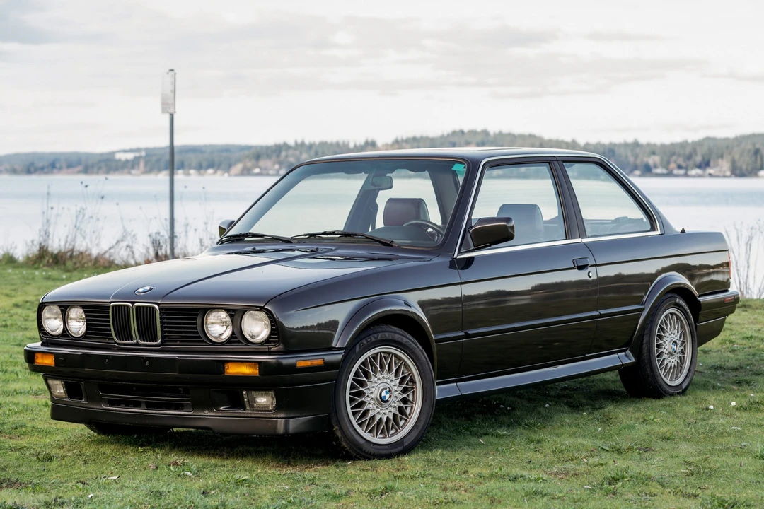 1991 BMW E30 3 Series - Image 2 of 31