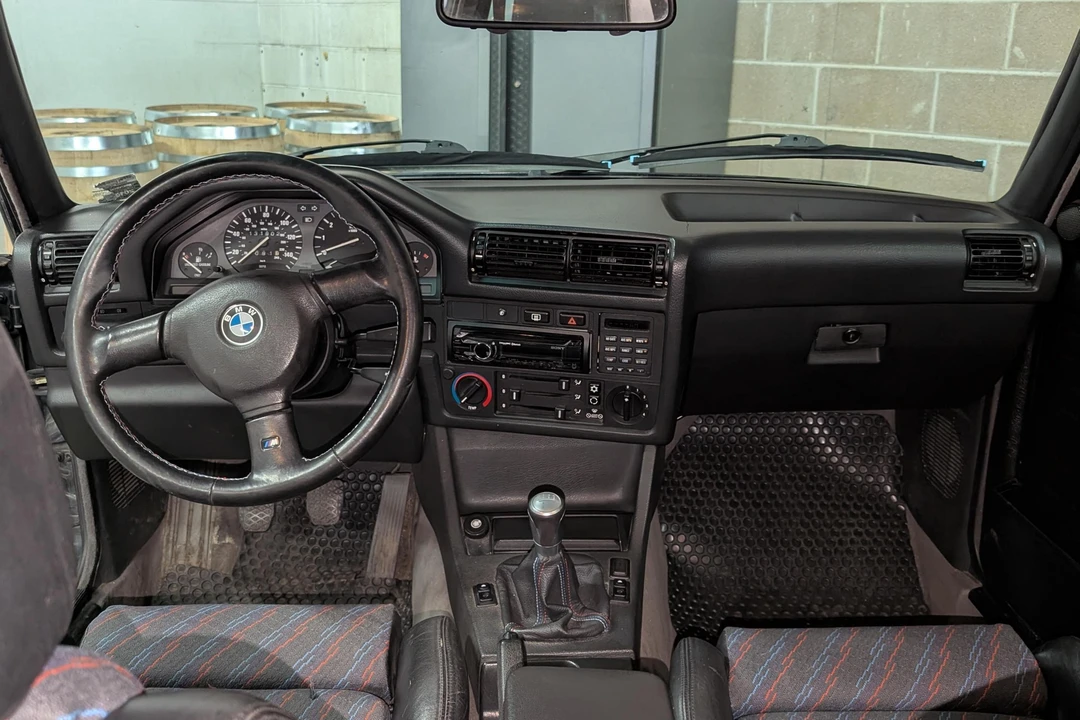 1991 BMW E30 3 Series - Image 25 of 31
