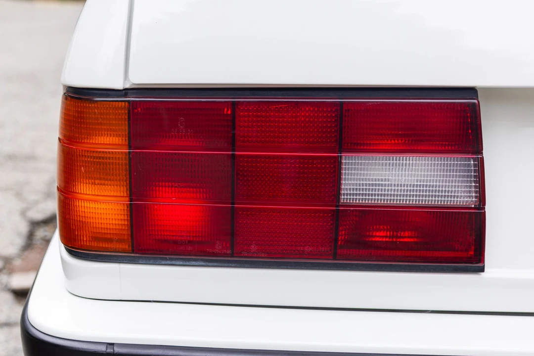 1991 BMW E30 3 Series - Image 24 of 31